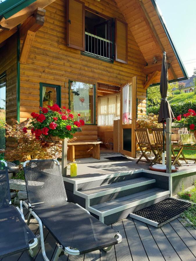 Ferienwohnungen Soravia Gamlitz Exterior foto